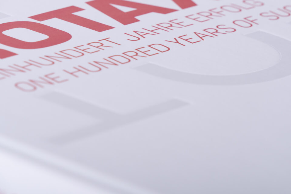 BRP ROTAX - 100 Jahre Buch - Druckveredelung