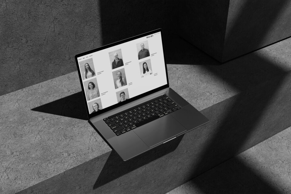 Werbeagentur Webseite für Architektenbüro in Oberösterreich. Minimalistische Webdesign und einfaches eigenes Content Management System zur Wartung der Inhalte.