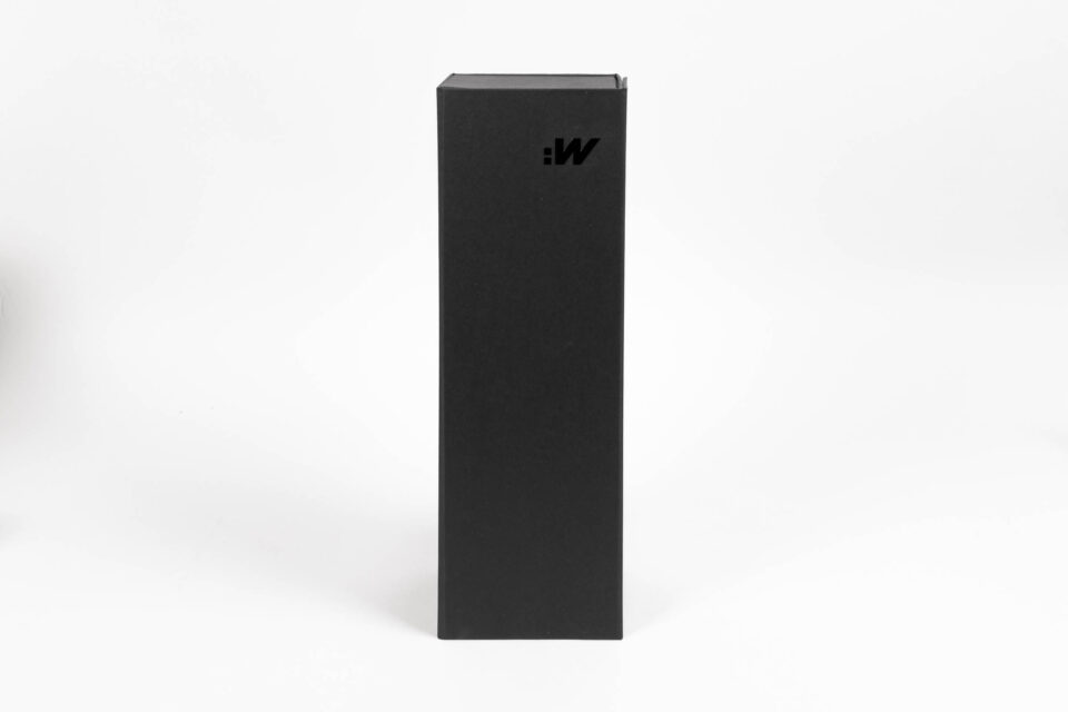 Verpackungsdesign Weinflasche. Edles Design und Druckveredelungen