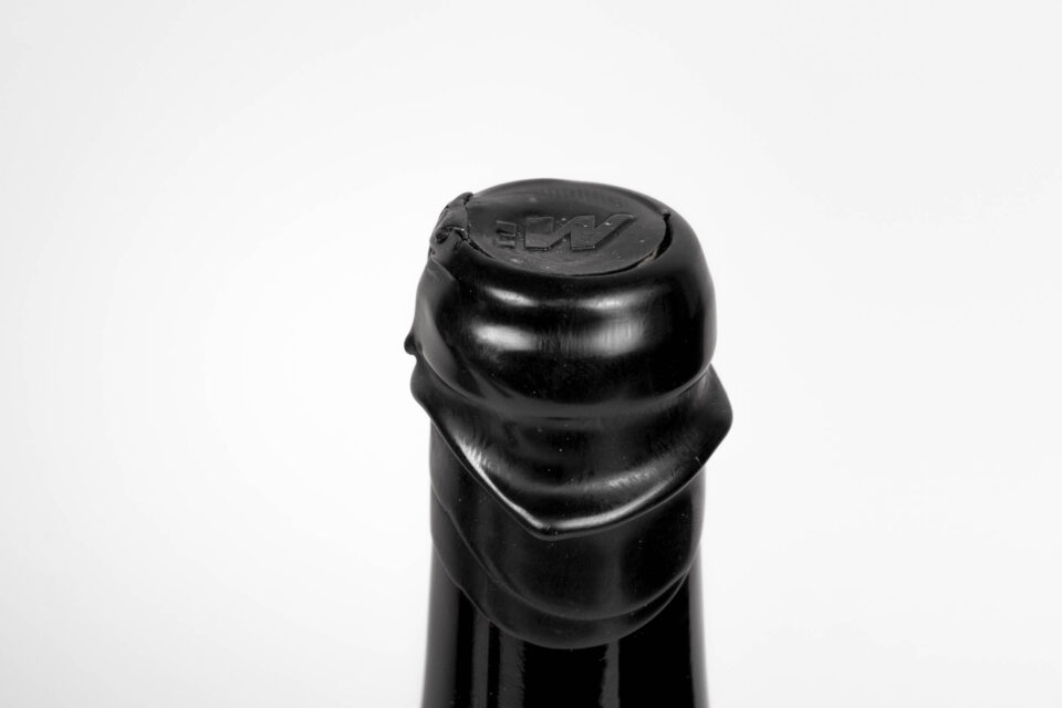 Verpackungsdesign Weinflasche. Edles Design und Druckveredelungen