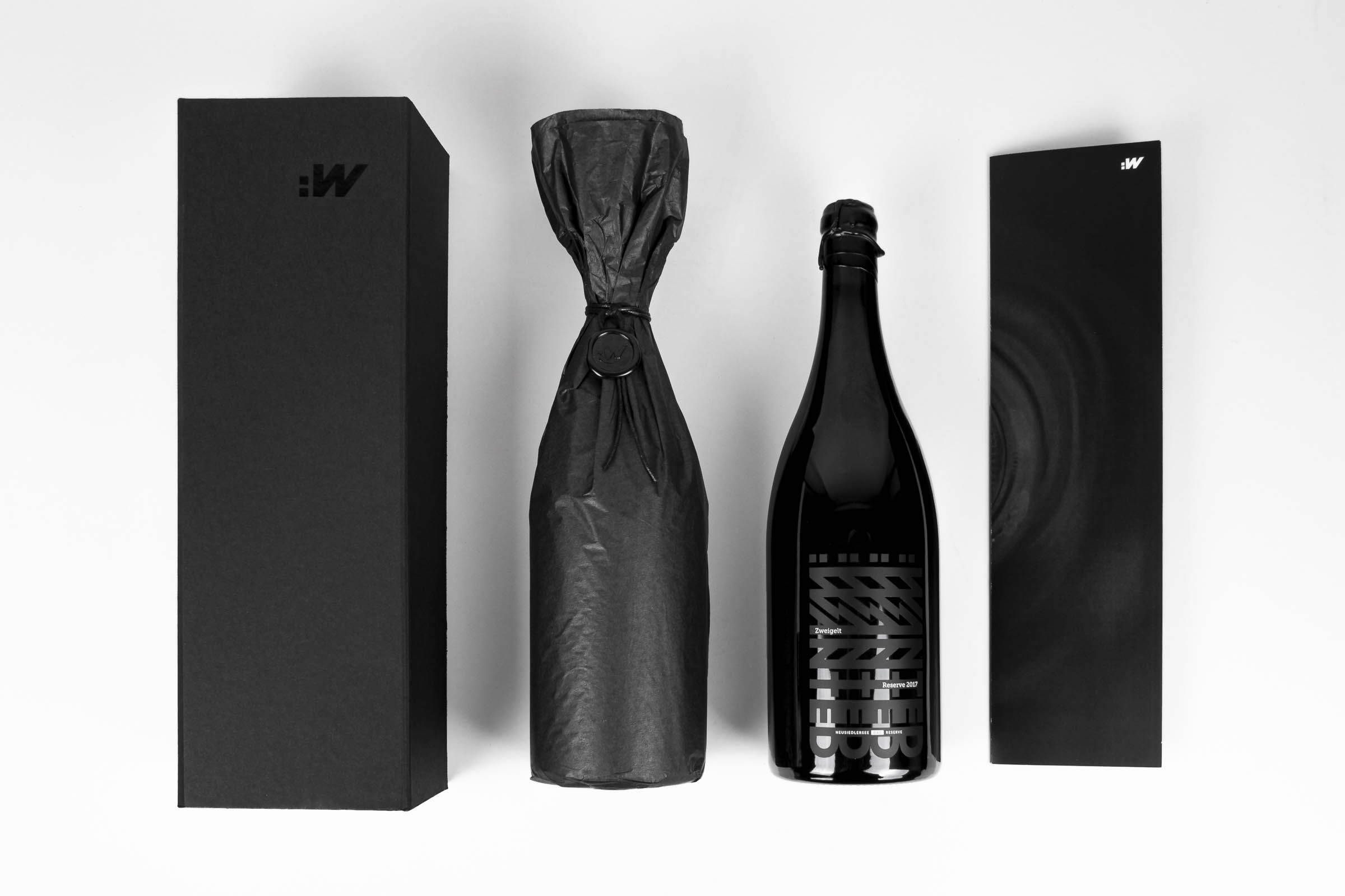 Verpackungsdesign Weinflasche. Edles Design