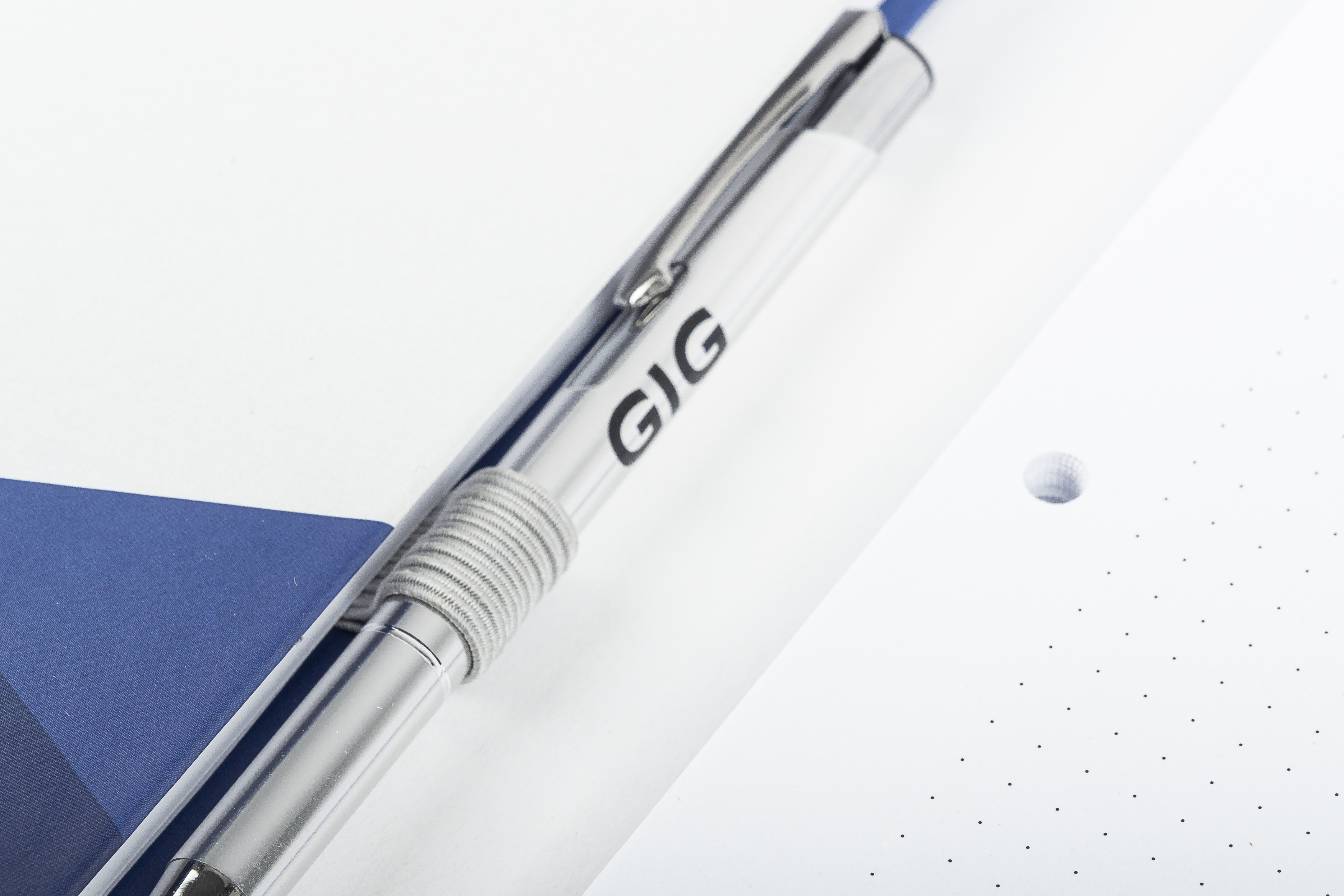 Detail Kugelschreiber und Block - GIG Corporate Design