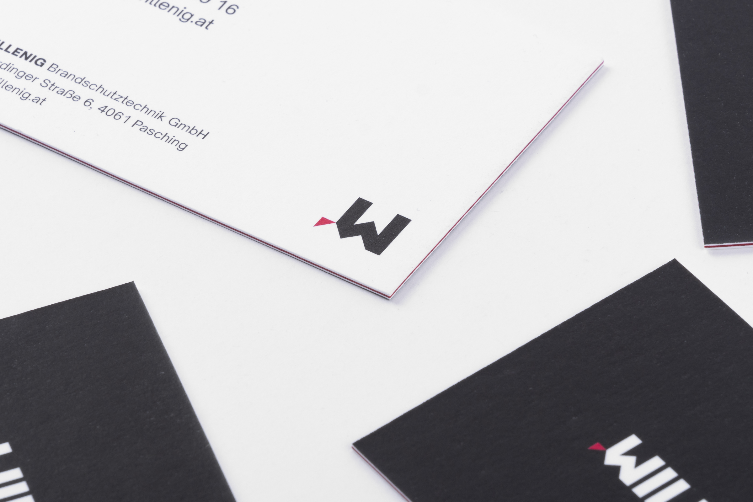 Detail Visitenkarte mit farbigen Kern